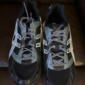 Asics Black and Gray Running Shoes brand new